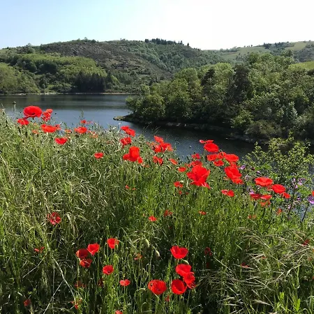 D'hotes Les Myriades D'or Homestay Regny